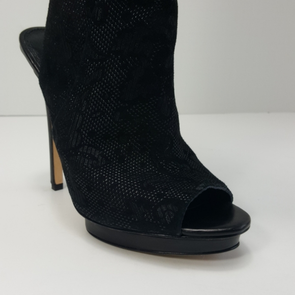 Brian Atwood Sexy toeless boots with lace up back - Picture 3 of 7
